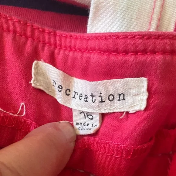 Vacay Bundle shirts and shorts - Picture 4 of 6